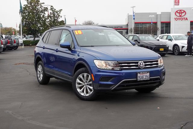 Used 2018 Volkswagen Tiguan S image 2