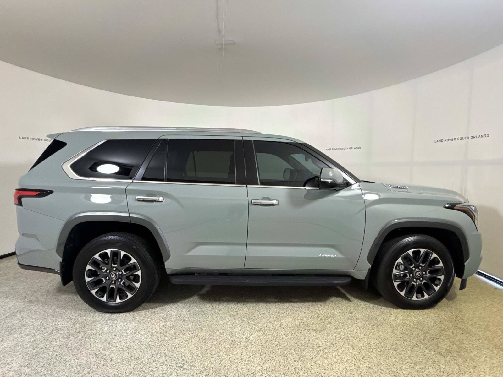 Used 2026 Toyota Sequoia Limited AWD/4WD image 6