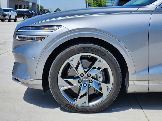 Used 2023 Genesis Electrified GV70 AWD/4WD image 6
