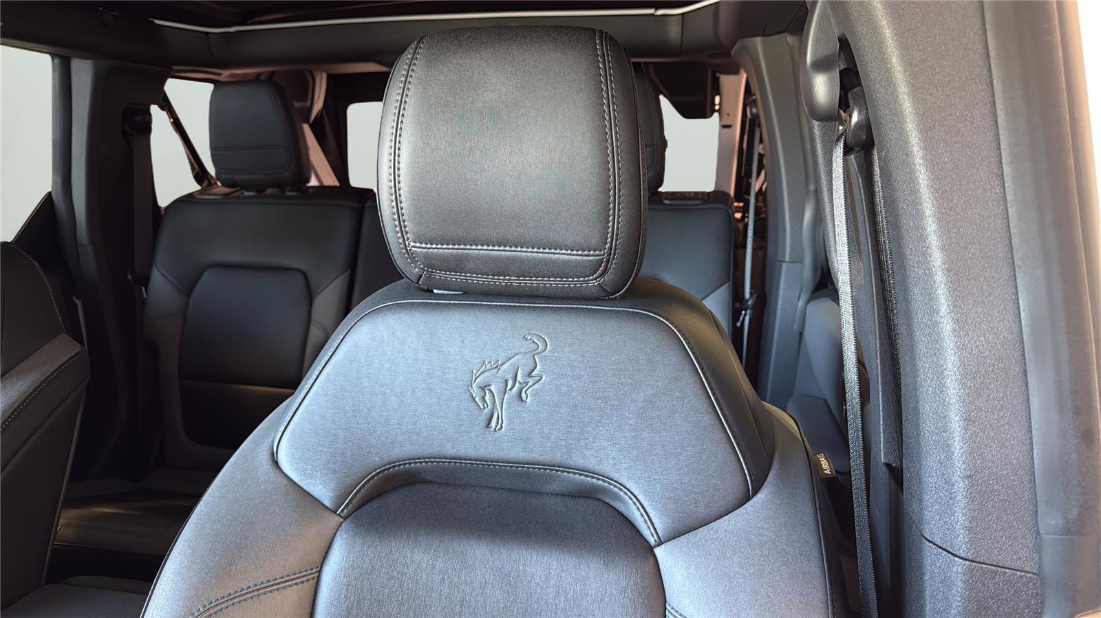 Used 2023 Ford Bronco Black Diamond image 24