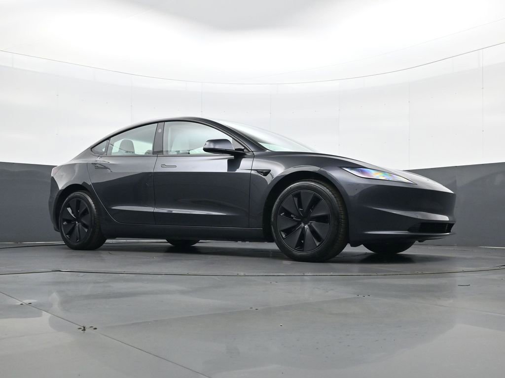 Used 2025 Tesla Model 3 Long Range image 26