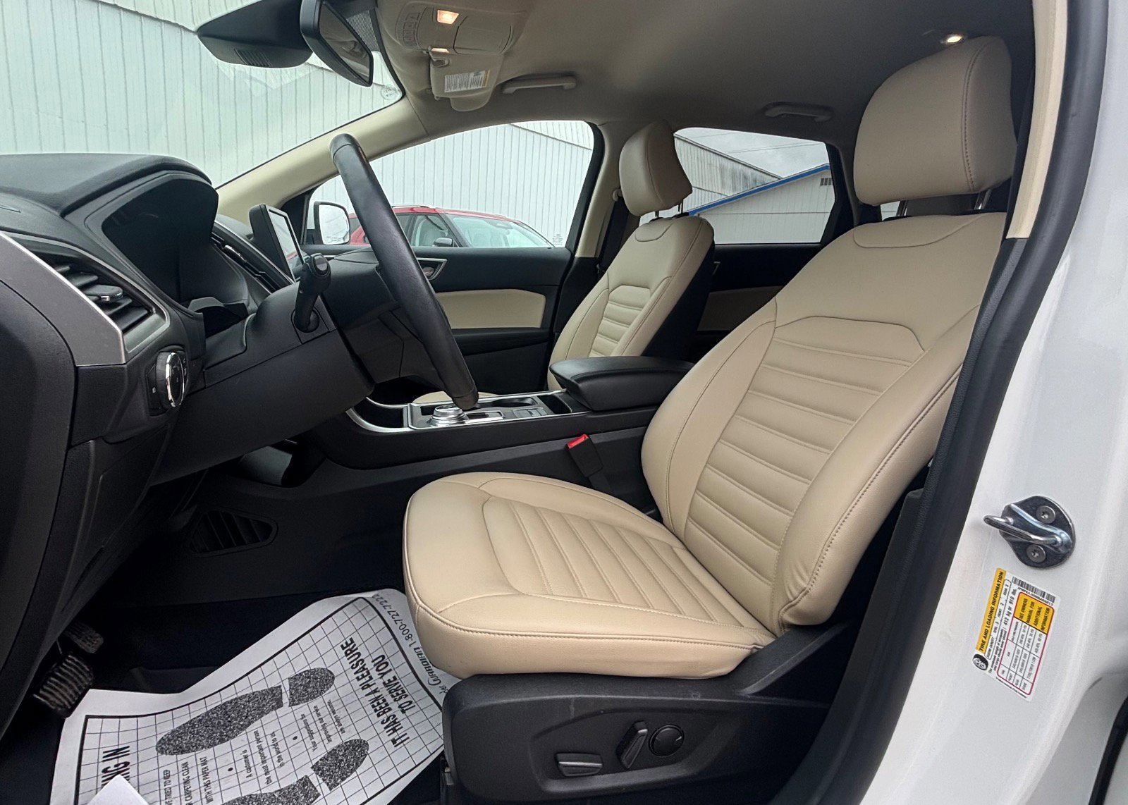 Certified 2024 Ford Edge SEL w/ Convenience Package image 18