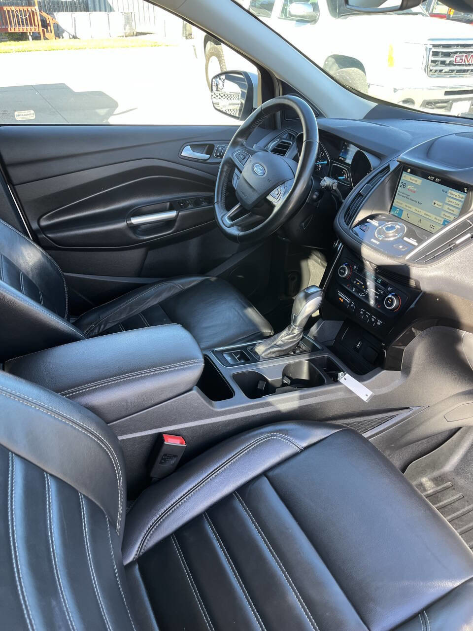 Used 2019 Ford Escape Titanium image 14