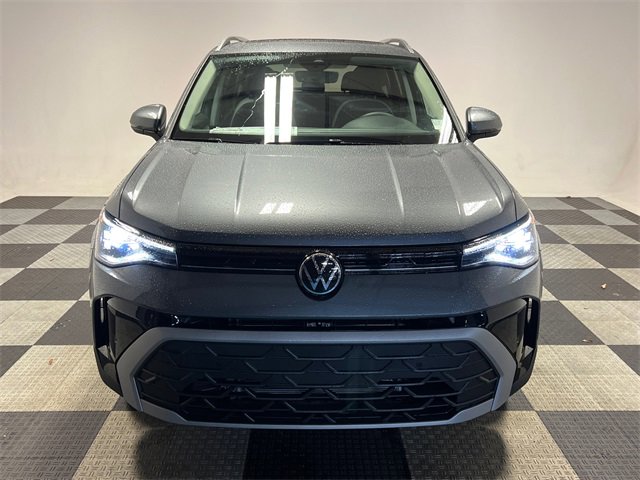 New 2026 Volkswagen Taos SE image 2