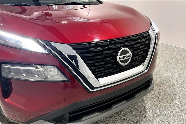 Used 2021 Nissan Rogue SV image 35