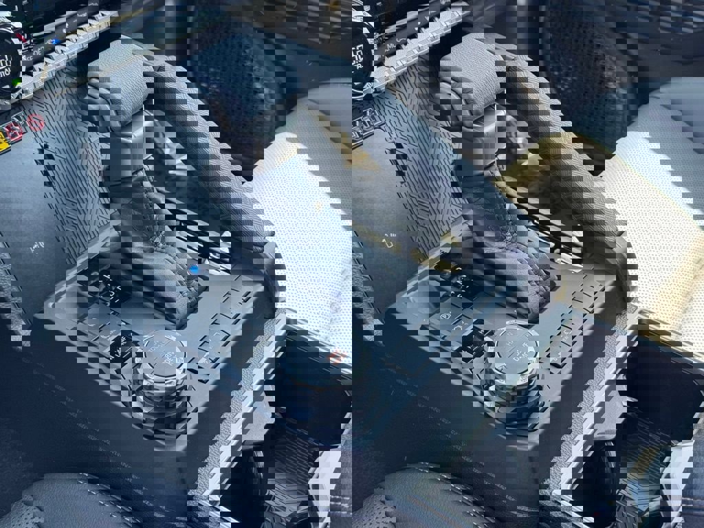 Used 2026 Toyota Tacoma Limited image 20