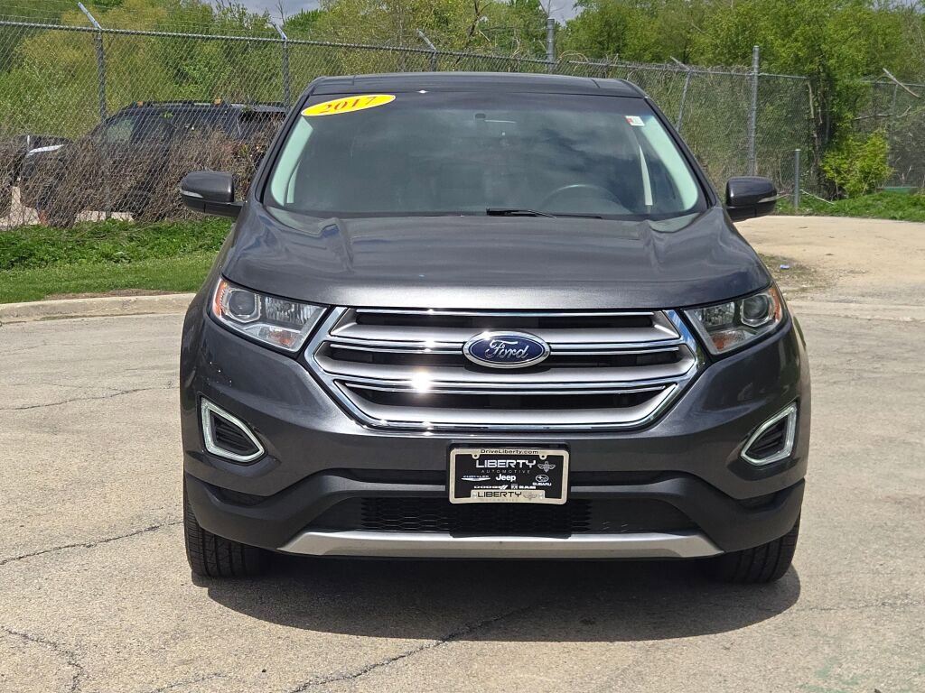 Used 2017 Ford Edge Titanium w/ Equipment Group 301A AWD/4WD image 4