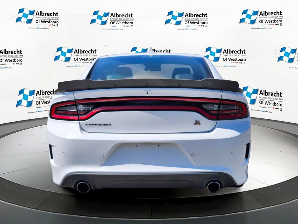 Used 2015 Dodge Charger R/T Scat Pack RWD image 4
