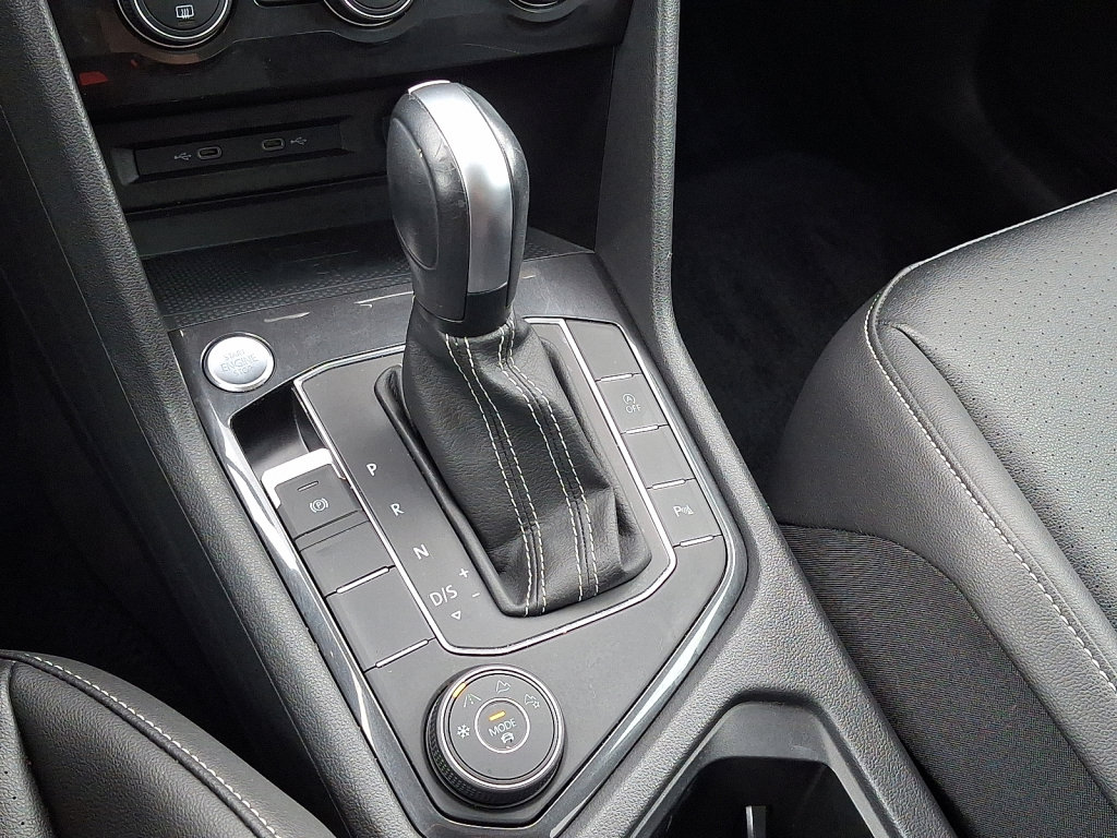 Used 2021 Volkswagen Tiguan SEL image 29