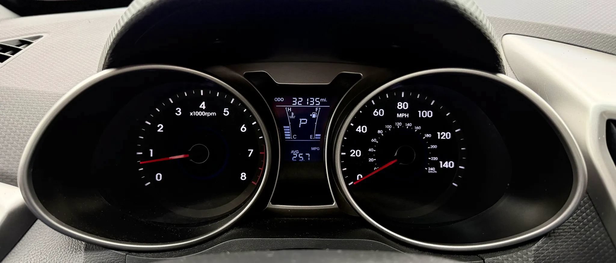 Used 2013 Hyundai Veloster RE:MIX Edition FWD image 15