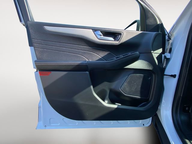Used 2021 Ford Escape SE image 16