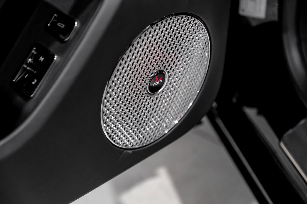 Used 2024 Bentley Flying Spur V8 image 41