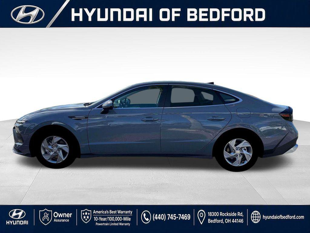 New 2026 Hyundai Sonata SE FWD image 3