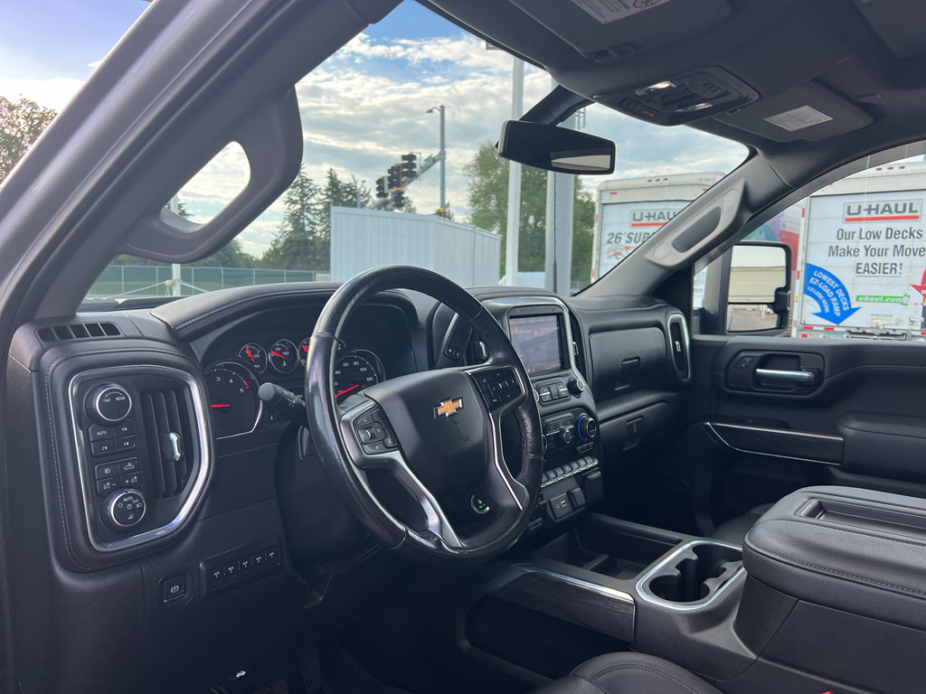 Used 2021 Chevrolet Silverado 2500 LTZ w/ LTZ Convenience Package AWD/4WD image 9