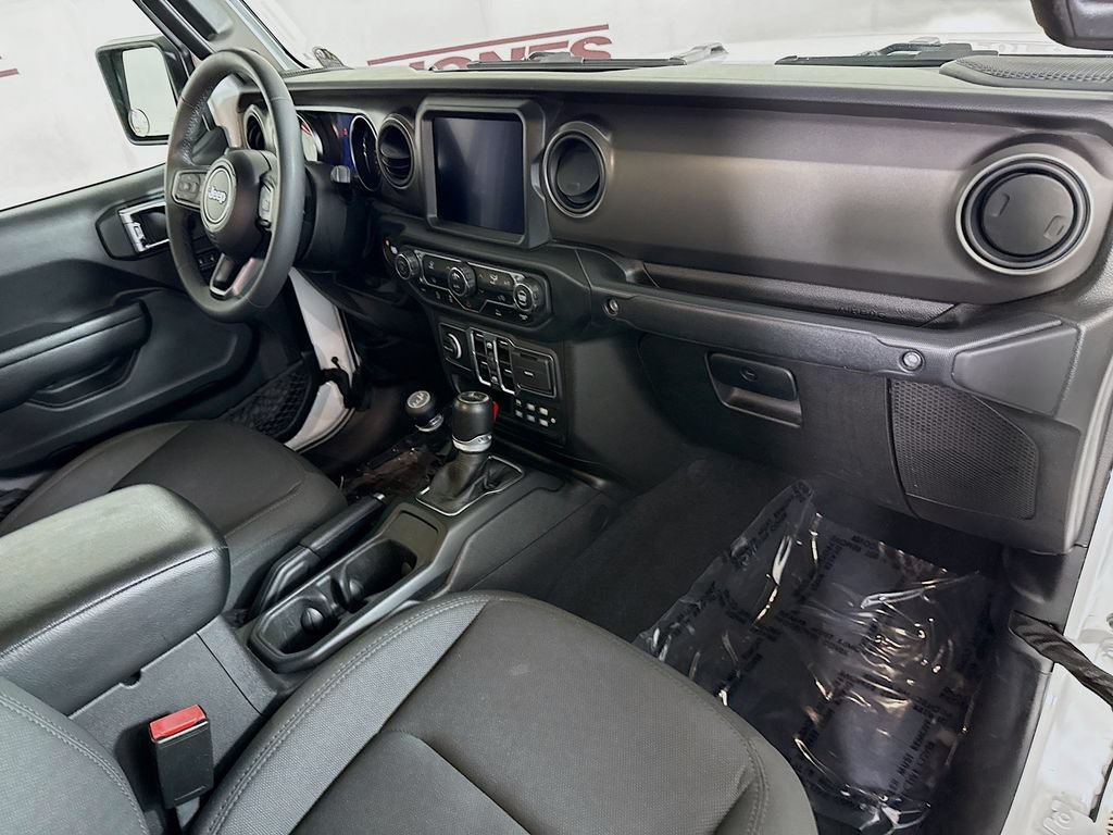 Used 2023 Jeep Gladiator Sport AWD/4WD image 33