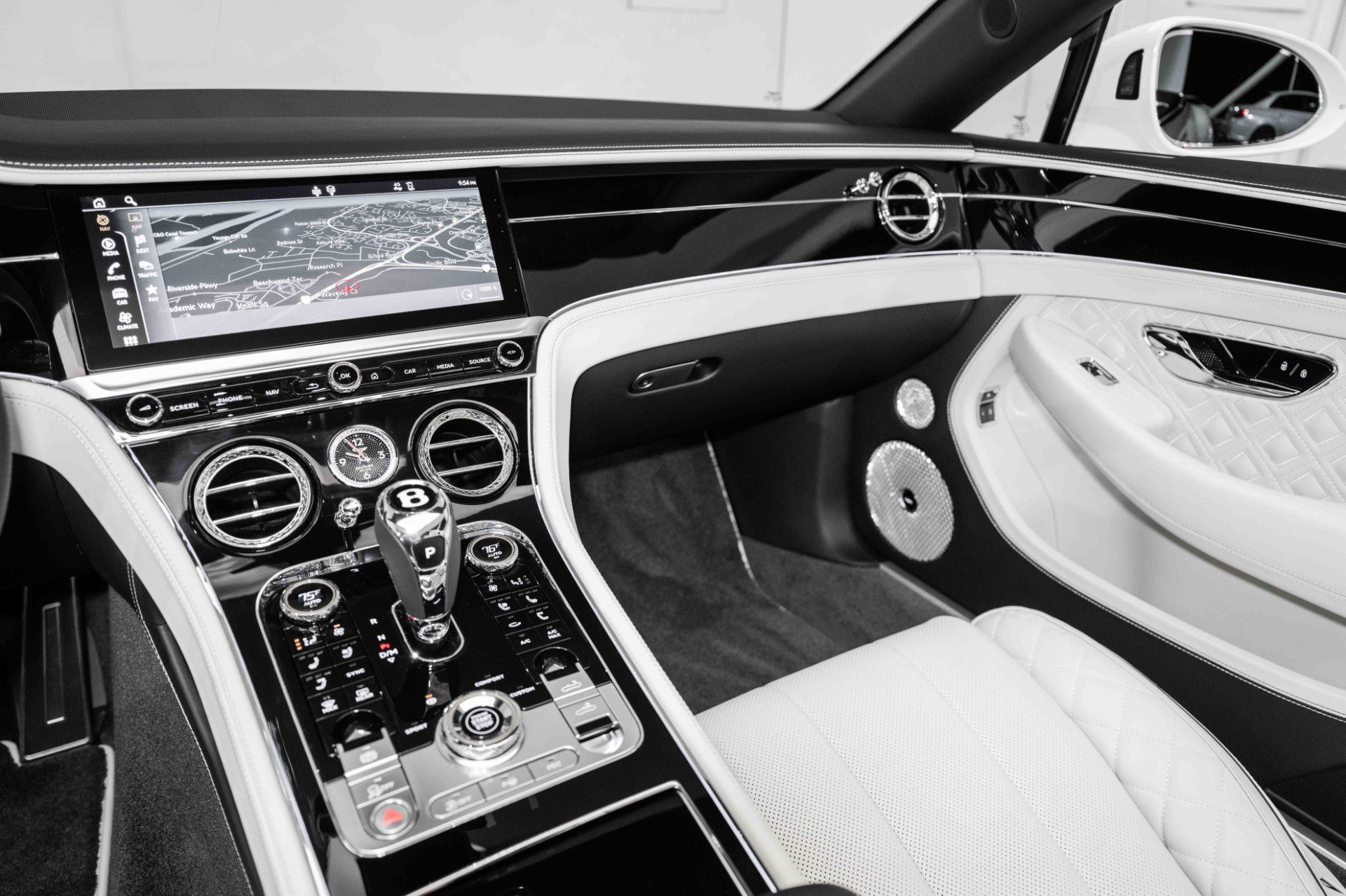 Used 2022 Bentley Continental GT image 22