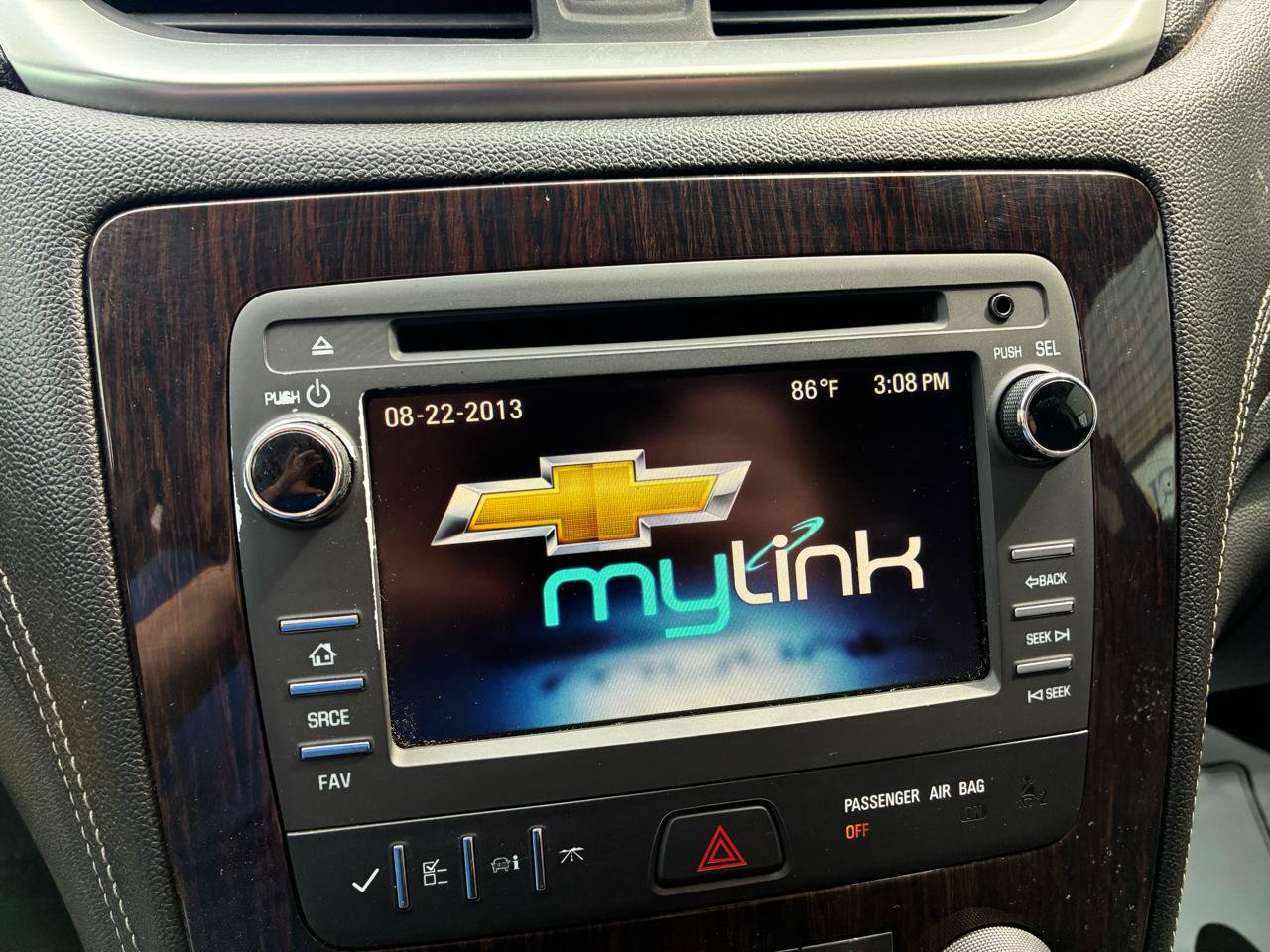 Used 2016 Chevrolet Traverse LT w/ Style and Technology Package FWD image 20