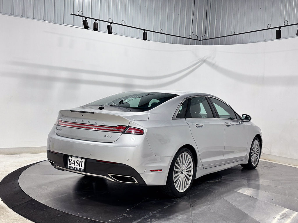 Used 2017 Lincoln MKZ Reserve w/ Technology Package FWD image 11