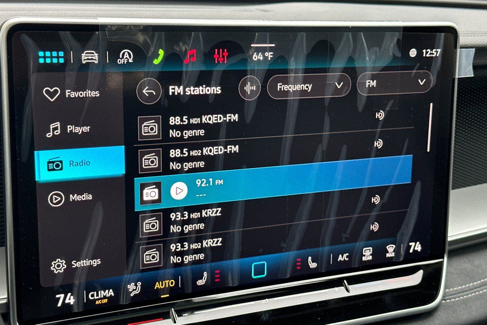 New 2026 Volkswagen Tiguan SE image 17