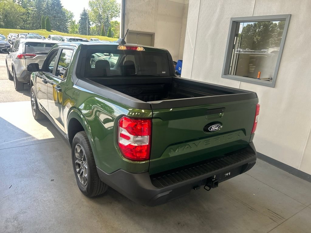 Certified 2025 Ford Maverick XLT w/ Equipment Group 301A AWD/4WD image 6