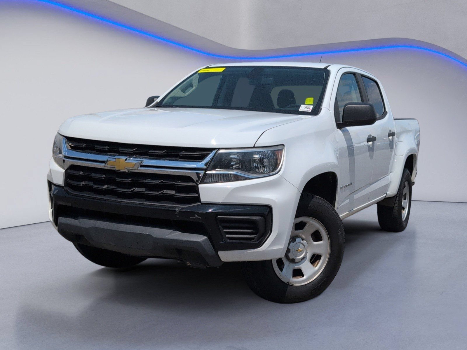 Used 2021 Chevrolet Colorado W/T RWD image 2