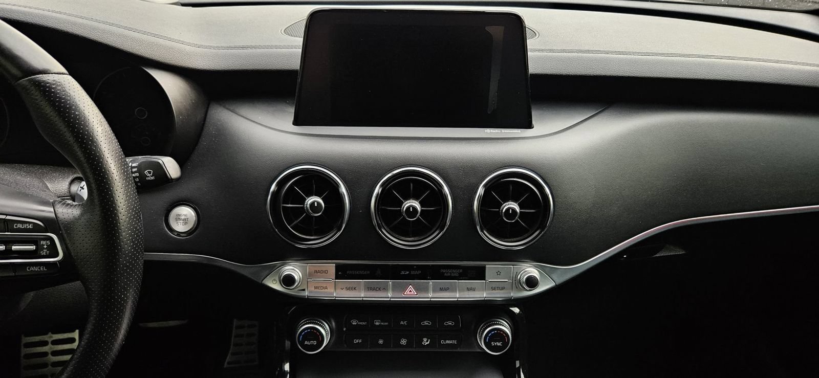 Used 2019 Kia Stinger GT2 RWD image 11