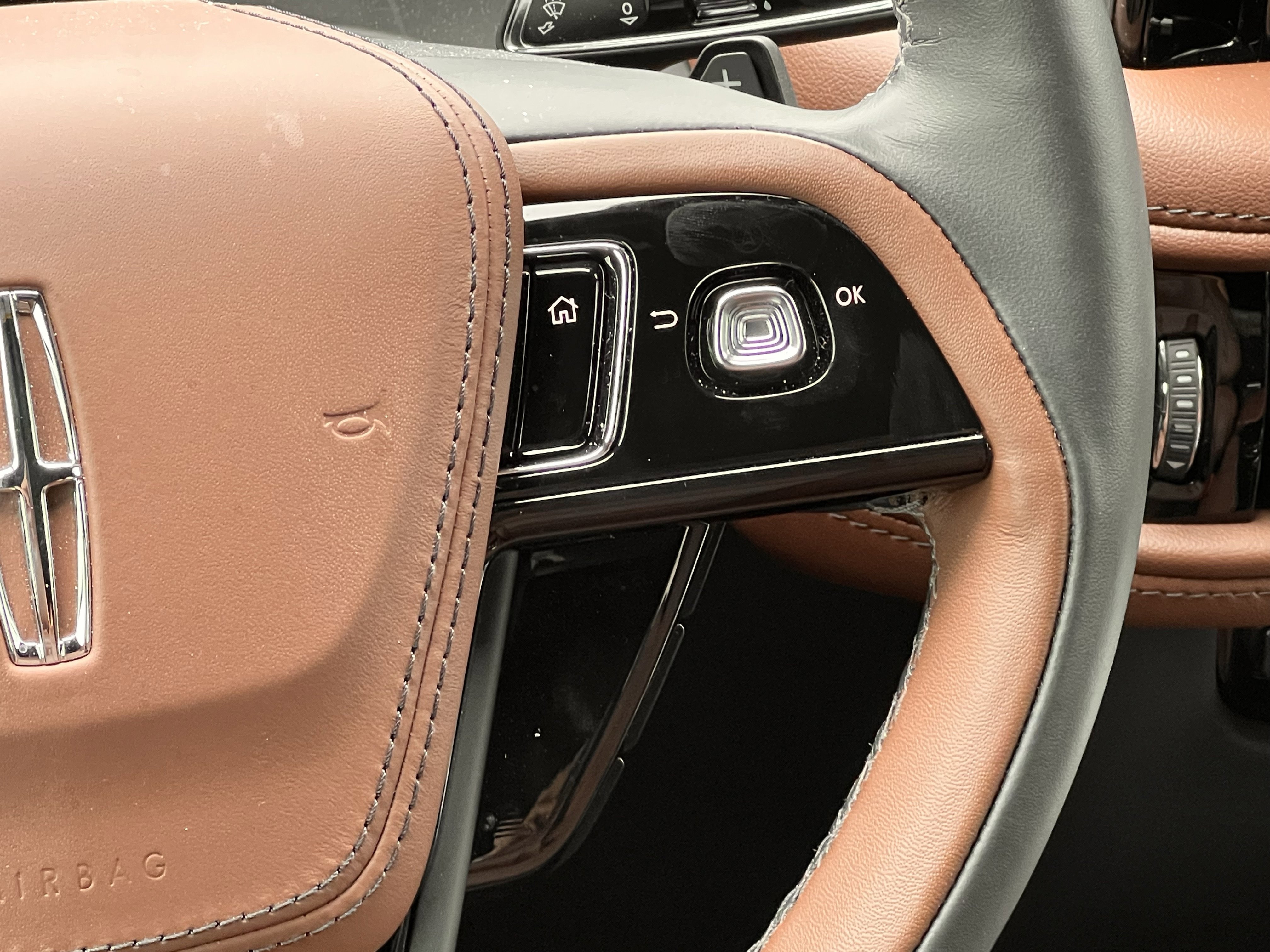 New 2026 Lincoln Aviator Reserve AWD/4WD image 14