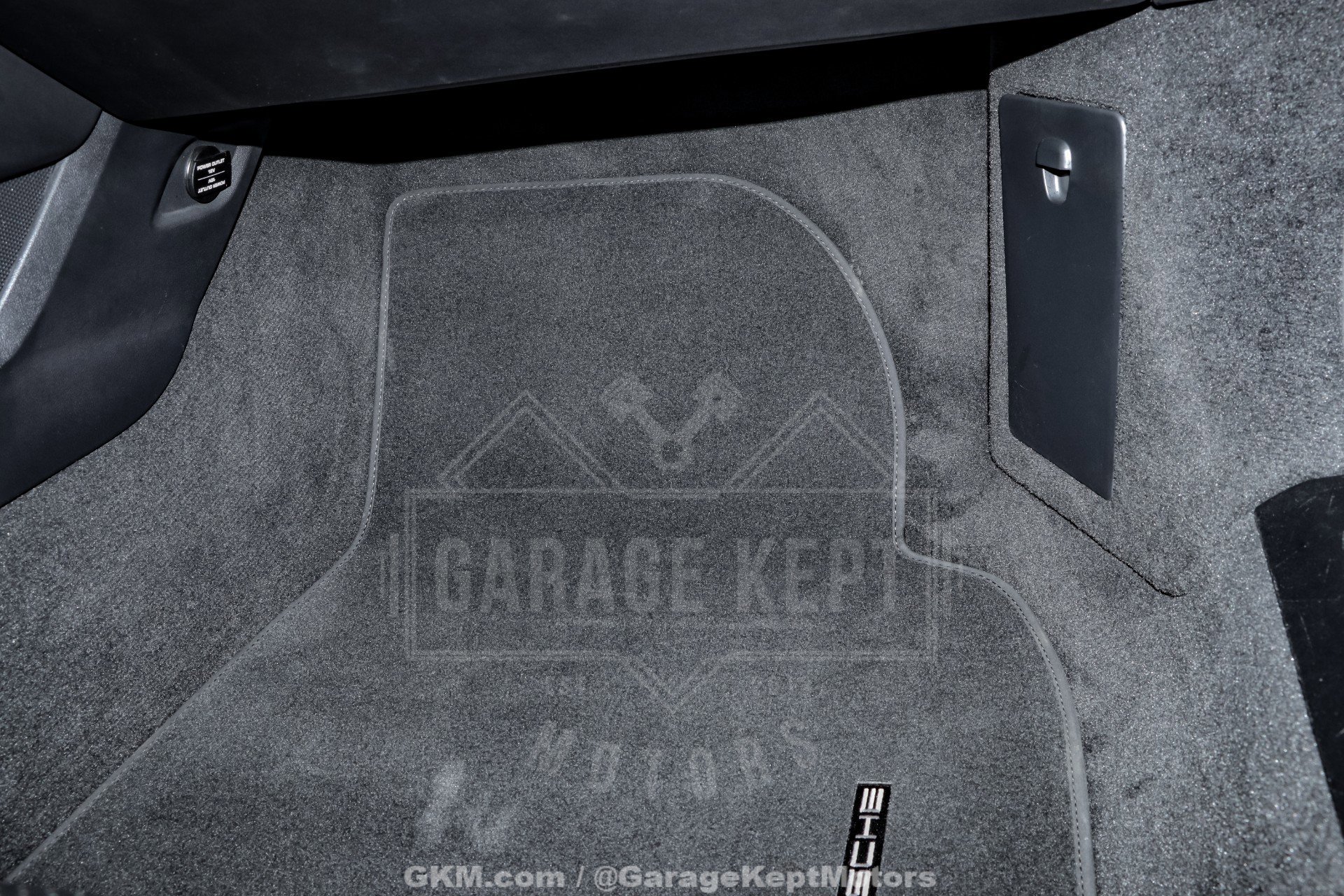 Used 2014 Porsche 911 Turbo S image 95