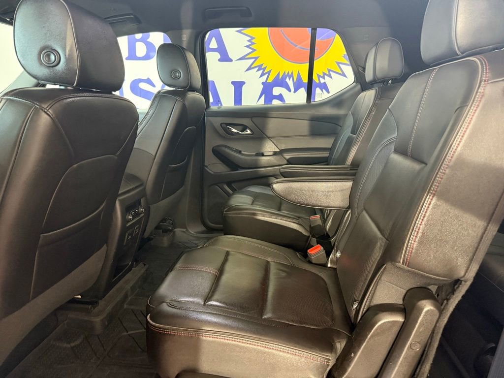 Used 2022 Chevrolet Traverse RS image 16