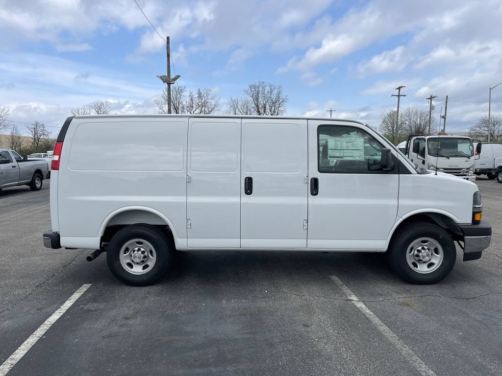 New 2026 Chevrolet Express 2500 w/ Driver Convenience Package RWD image 2