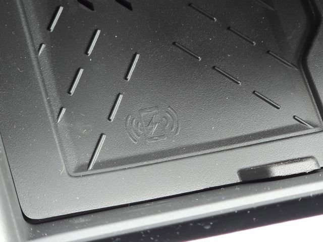 New 2027 Chrysler Pacifica Limited FWD image 13