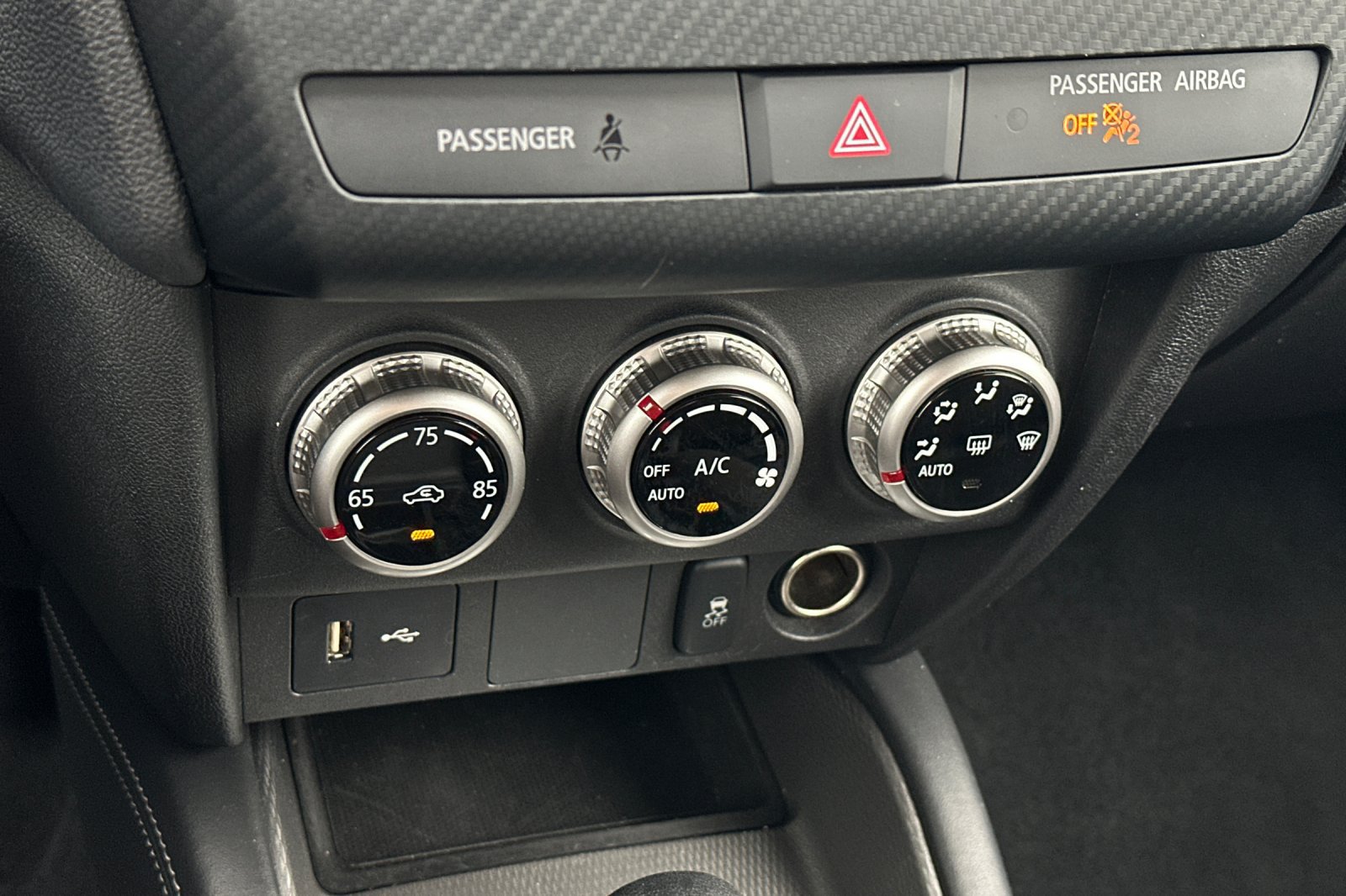 Used 2025 Mitsubishi Outlander Sport AWD image 19