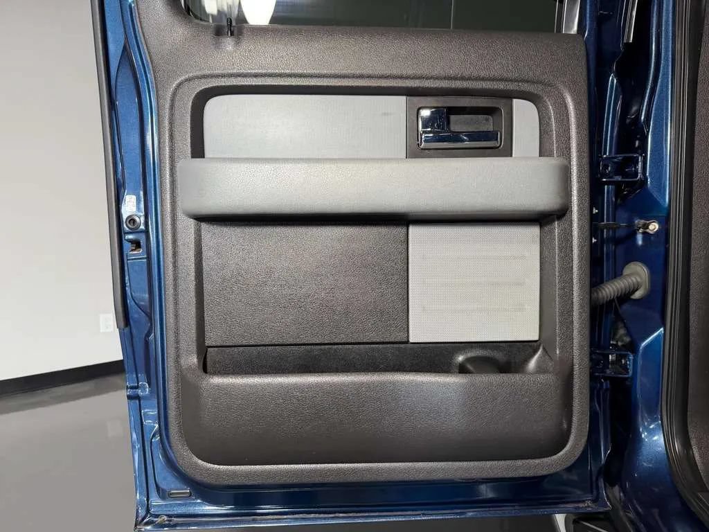 Used 2013 Ford F150 XLT w/ XLT Chrome Pkg RWD image 16