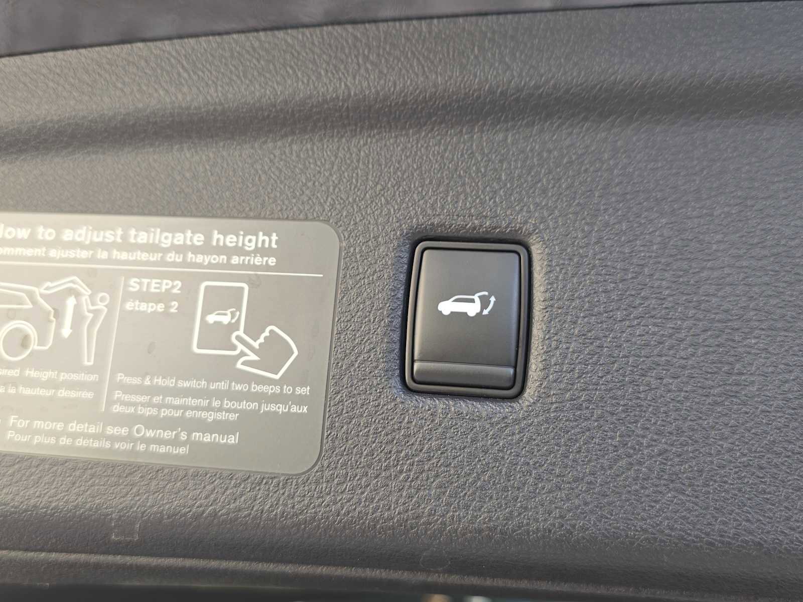 Used 2022 INFINITI QX50 Luxe image 25