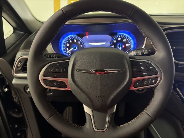New 2026 Chrysler Pacifica Pinnacle image 23