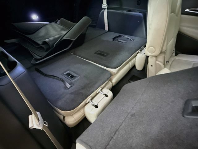 Used 2018 Buick Enclave Essence FWD image 26