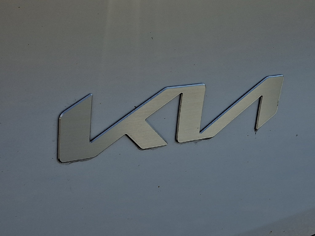 Certified 2024 Kia EV6 Wind w/ Wind Technology Package AWD/4WD image 31