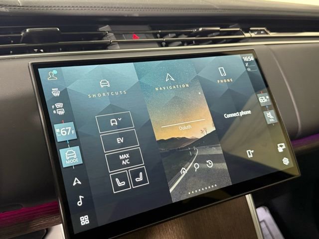 New 2025 Land Rover Range Rover SE image 16