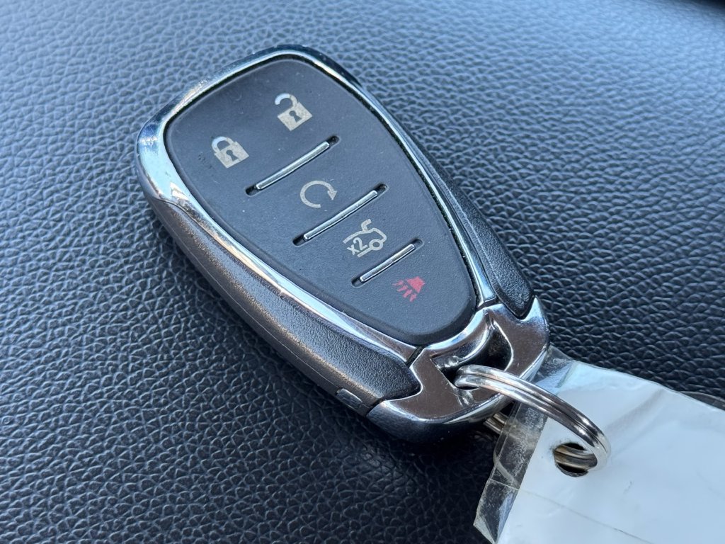 Used 2024 Chevrolet Malibu RS FWD image 32