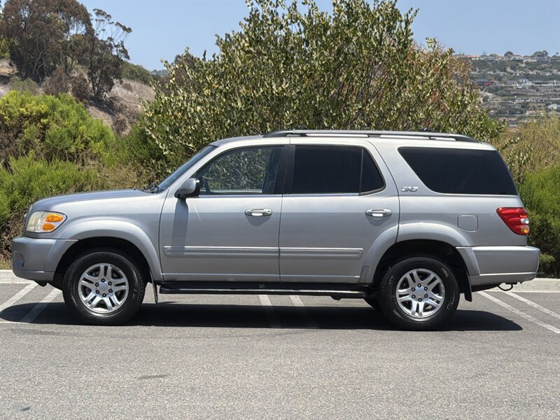 Used 2004 Toyota Sequoia SR5 RWD image 5