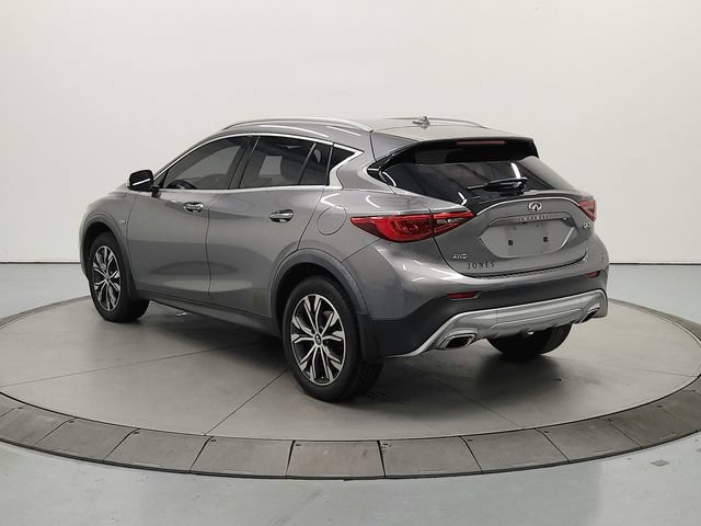 Used 2017 INFINITI QX30 Premium w/ Navigation Package AWD/4WD image 6