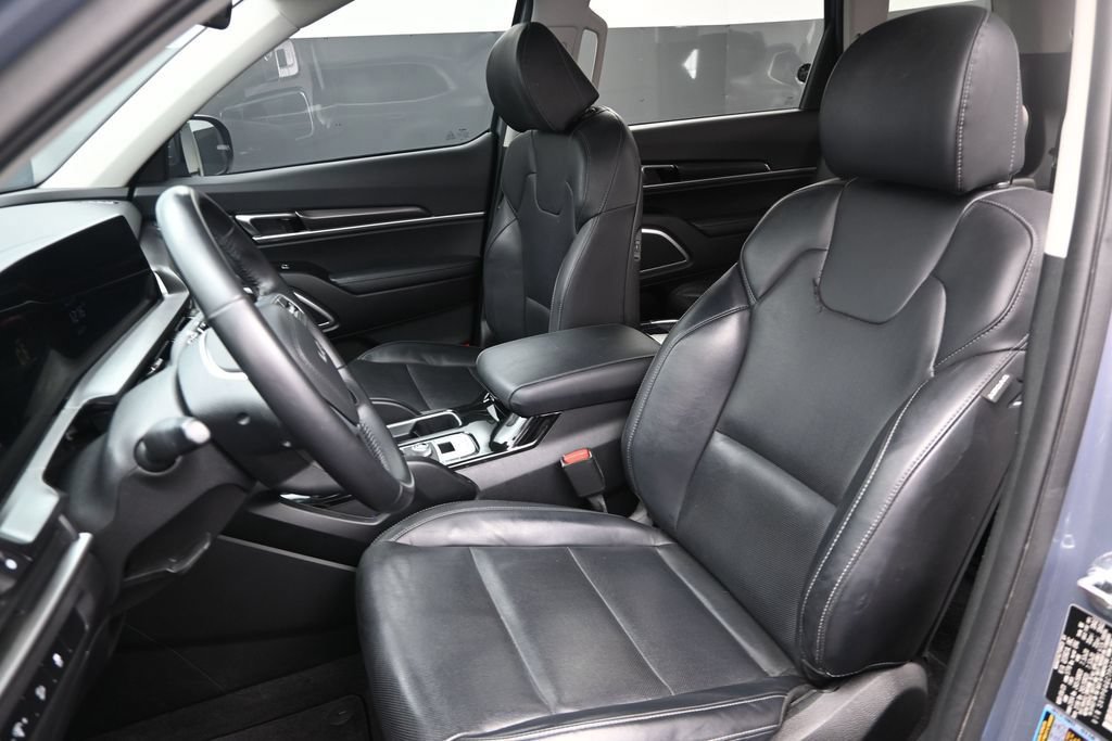 Used 2023 Kia Telluride S w/ S Sunroof Package FWD image 19