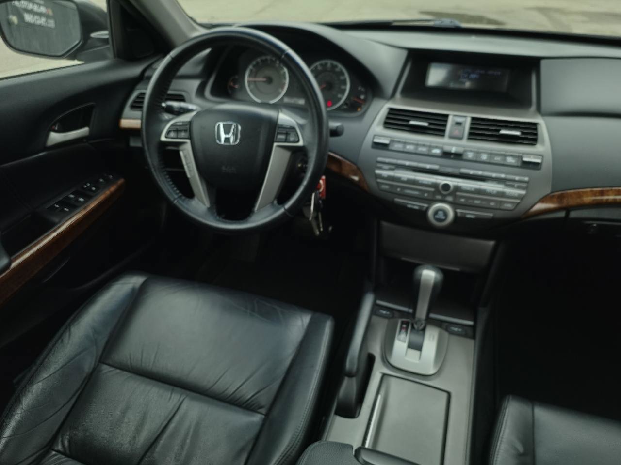 Used 2011 Honda Accord EX-L image 22