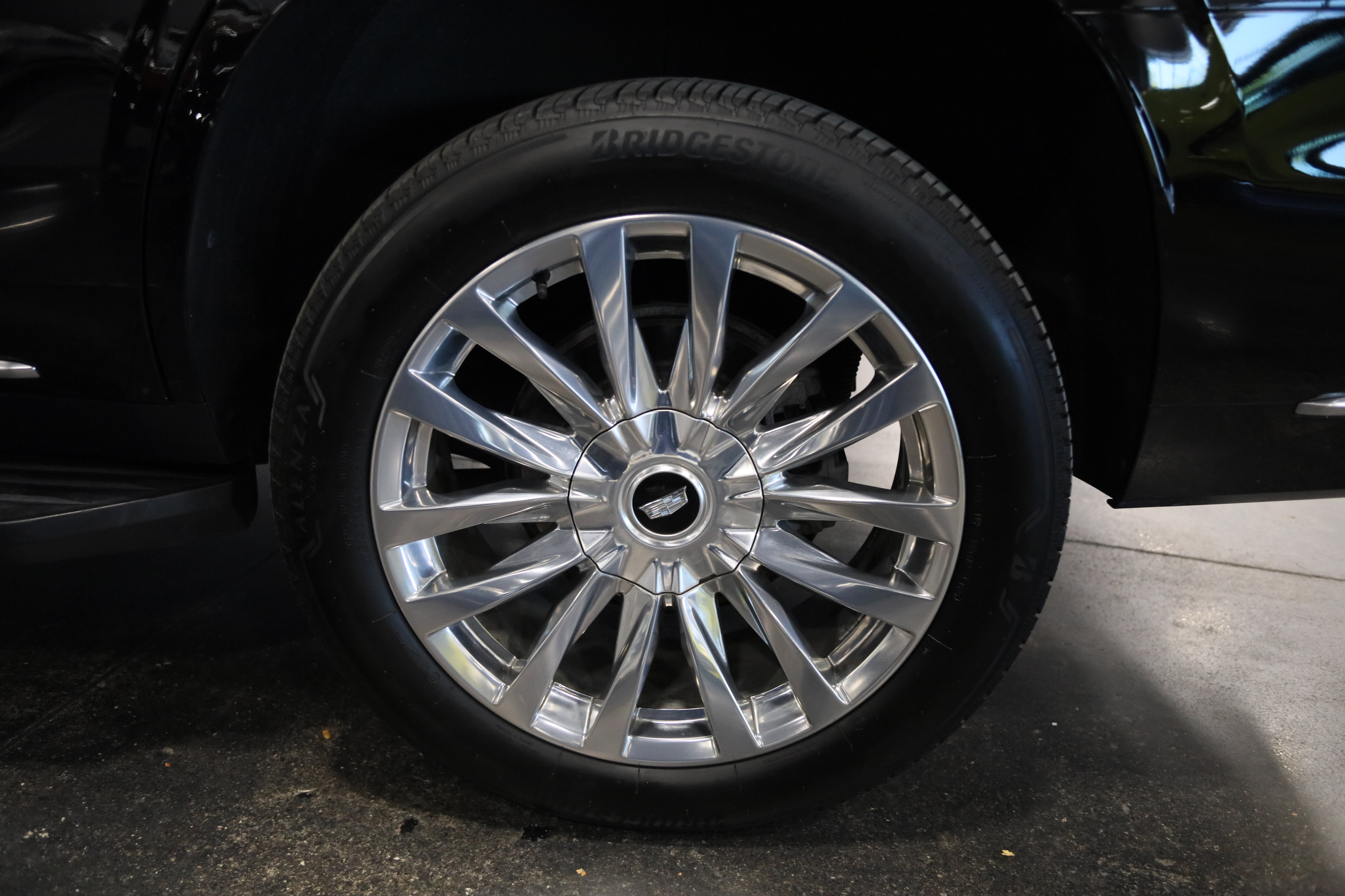 Used 2021 Cadillac Escalade Premium Luxury w/ Driver Assist Tech Package AWD/4WD image 13