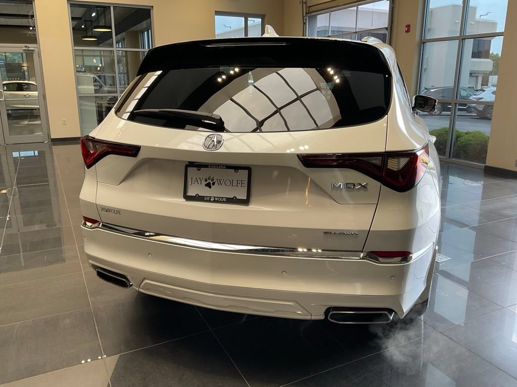 Used 2026 Acura MDX w/ Advance Package AWD/4WD image 6
