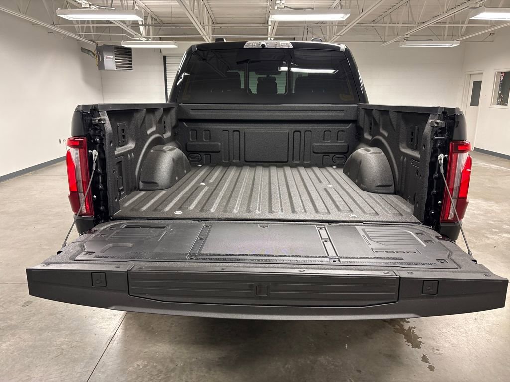 Used 2025 Ford F150 Raptor image 22