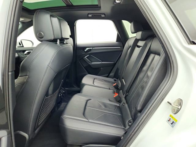 Used 2022 Audi Q3 2.0T Premium Plus w/ Premium Plus Package image 27