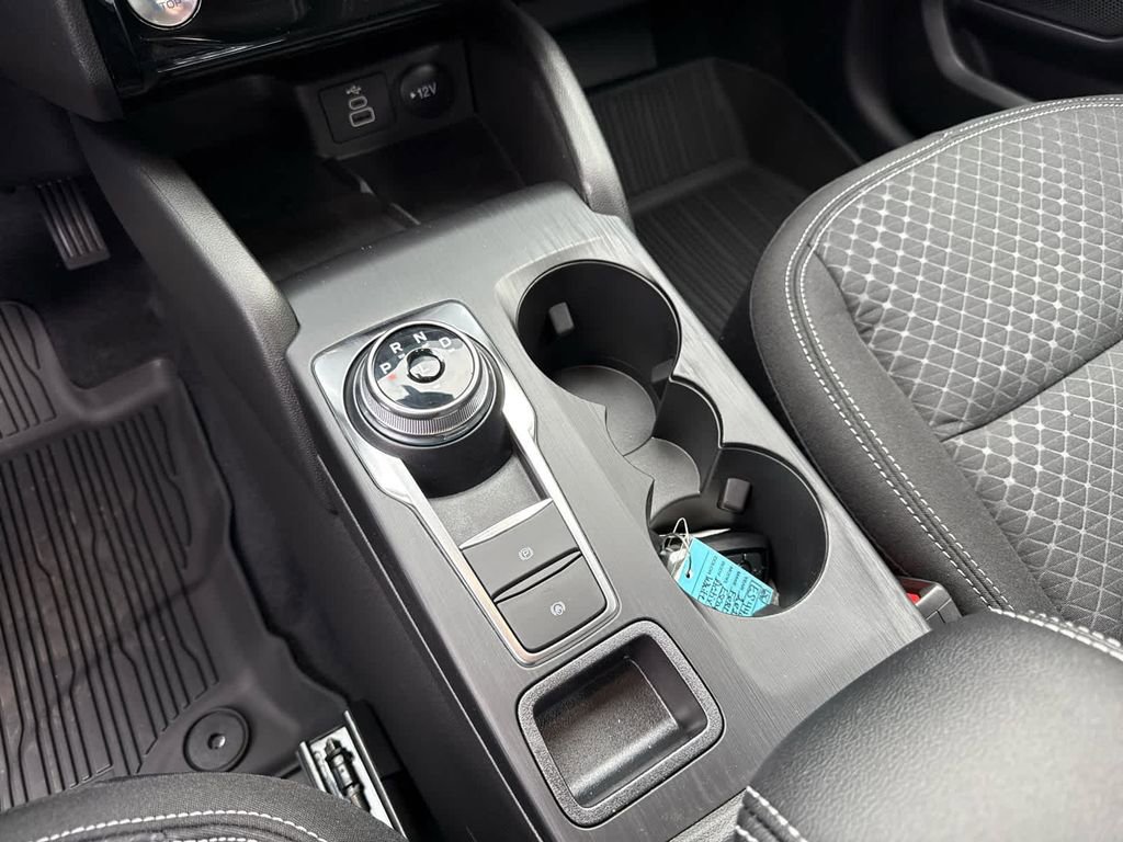 New 2026 Ford Escape Active w/ Active Premium Tech Pack AWD/4WD image 17