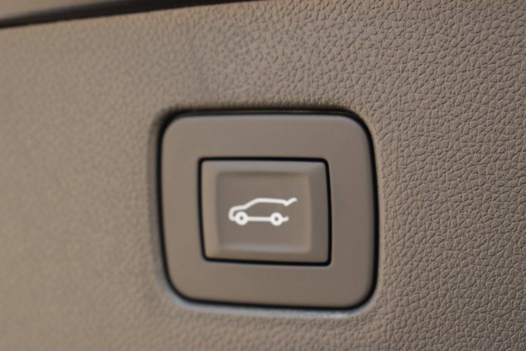 New 2025 Buick Envista Avenir image 10