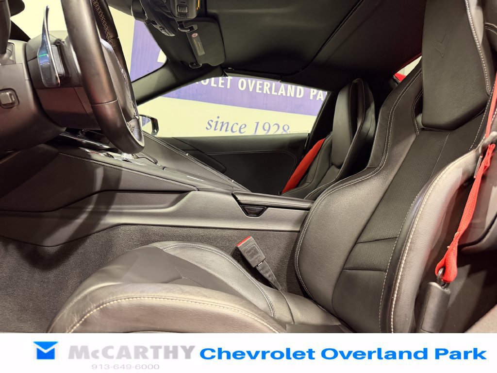 Used 2020 Chevrolet Corvette Stingray Convertible w/ Z51 Performance Package RWD image 32